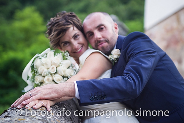 Fotografo matrimoni Rosà, fotografia matrimonio Bassano del grappa, servizio fotografico matrimoniale a Rosà e Bassano del Grappa,, fotografo sposi Rosà e Bassano del grappa, foto della mano degli sposi con l'anello nuziale