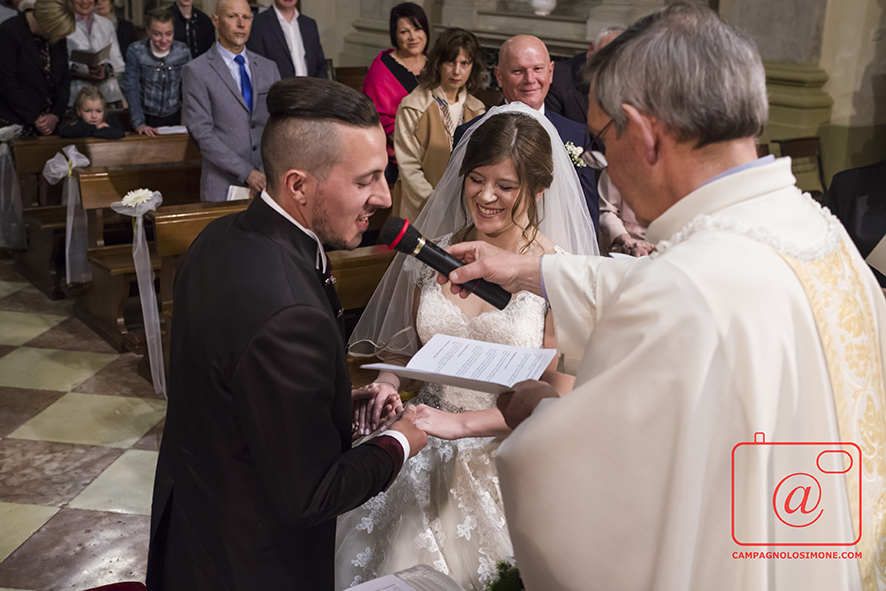 Fotografo matrimonio Marostica, fotografi matrimoni Marostica, album fotografico sposi, matrimonio in veneto, sposarsi a vicenza, fotografo matrimonio vicenza, fotografo veneto sposi, fotografia di matrimonio, servizio fotografico sposi, fotografo campagnolo simone.
Dove sposarsi, come sposarsi, fotografo sposi, sposarsi in villa, matrimonio, immagini di matrimonio.
