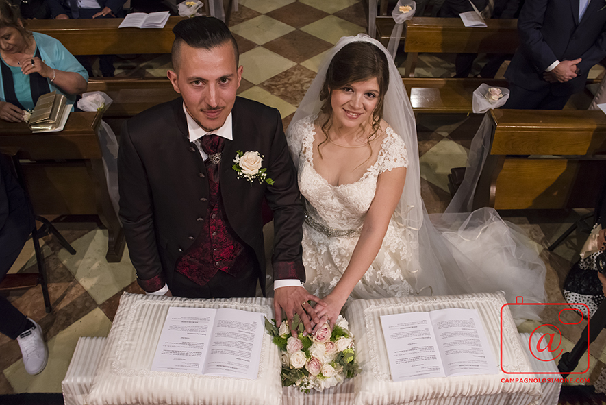 Fotografo matrimonio Marostica, fotografi matrimoni Marostica, album fotografico sposi, matrimonio in veneto, sposarsi a vicenza, fotografo matrimonio vicenza, fotografo veneto sposi, fotografia di matrimonio, servizio fotografico sposi, fotografo campagnolo simone.
Dove sposarsi, come sposarsi, fotografo sposi, sposarsi in villa, matrimonio, immagini di matrimonio.