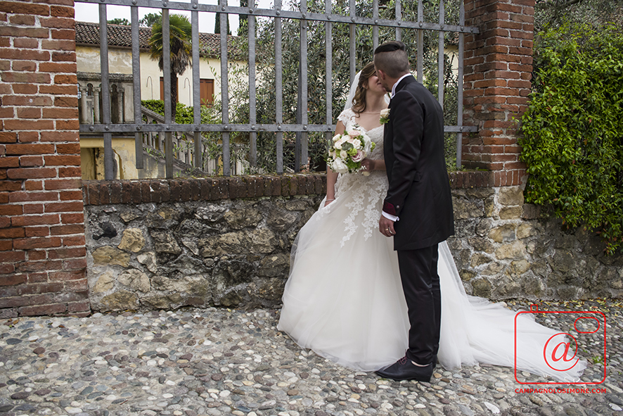 Fotografo matrimonio Marostica, fotografi matrimoni Marostica, album fotografico sposi, matrimonio in veneto, sposarsi a vicenza, fotografo matrimonio vicenza, fotografo veneto sposi, fotografia di matrimonio, servizio fotografico sposi, fotografo campagnolo simone.
Dove sposarsi, come sposarsi, fotografo sposi, sposarsi in villa, matrimonio, immagini di matrimonio.