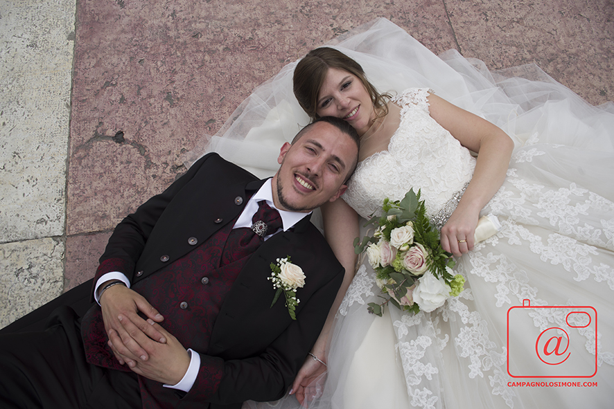 Fotografo matrimonio Marostica, fotografi matrimoni Marostica, album fotografico sposi, matrimonio in veneto, sposarsi a vicenza, fotografo matrimonio vicenza, fotografo veneto sposi, fotografia di matrimonio, servizio fotografico sposi, fotografo campagnolo simone.
Dove sposarsi, come sposarsi, fotografo sposi, sposarsi in villa, matrimonio, immagini di matrimonio.