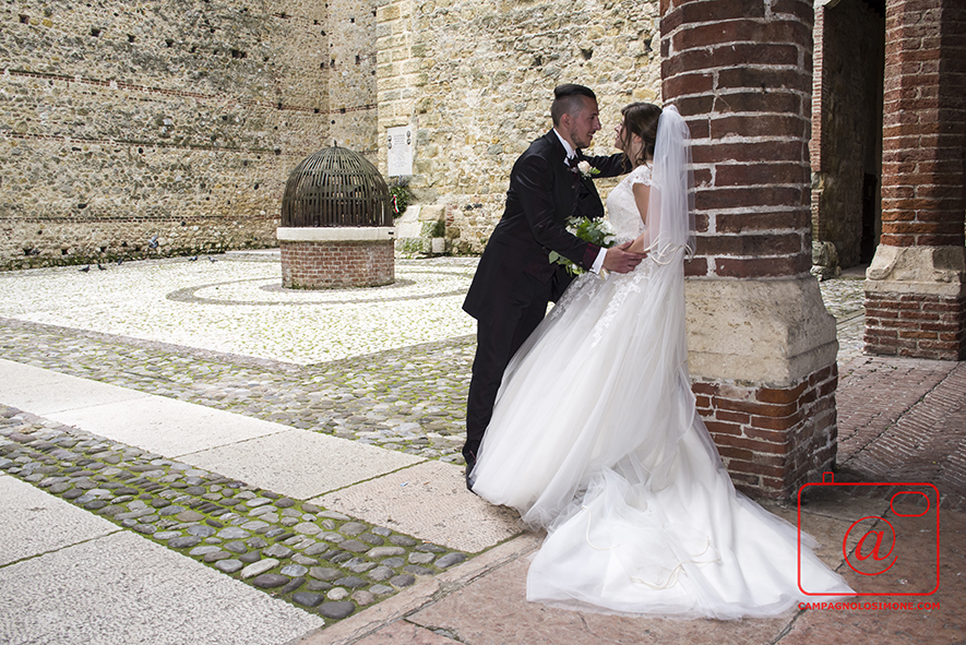 Fotografo matrimonio Marostica, fotografi matrimoni Marostica, album fotografico sposi, matrimonio in veneto, sposarsi a vicenza, fotografo matrimonio vicenza, fotografo veneto sposi, fotografia di matrimonio, servizio fotografico sposi, fotografo campagnolo simone.
Dove sposarsi, come sposarsi, fotografo sposi, sposarsi in villa, matrimonio, immagini di matrimonio.