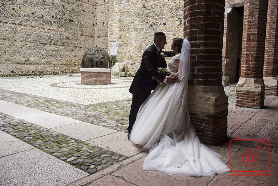 Fotografo matrimonio Marostica, fotografi matrimoni Marostica, album fotografico sposi, matrimonio in veneto, sposarsi a vicenza, fotografo matrimonio vicenza, fotografo veneto sposi, fotografia di matrimonio, servizio fotografico sposi, fotografo campagnolo simone.
Dove sposarsi, come sposarsi, fotografo sposi, sposarsi in villa, matrimonio, immagini di matrimonio.