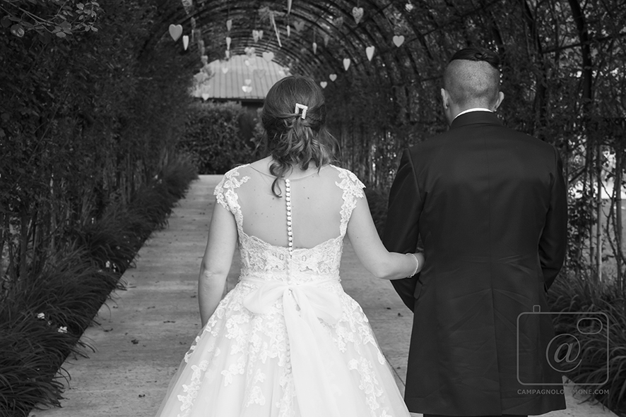 Fotografo matrimonio Marostica, fotografi matrimoni Marostica, album fotografico sposi, matrimonio in veneto, sposarsi a vicenza, fotografo matrimonio vicenza, fotografo veneto sposi, fotografia di matrimonio, servizio fotografico sposi, fotografo campagnolo simone.
Dove sposarsi, come sposarsi, fotografo sposi, sposarsi in villa, matrimonio, immagini di matrimonio.