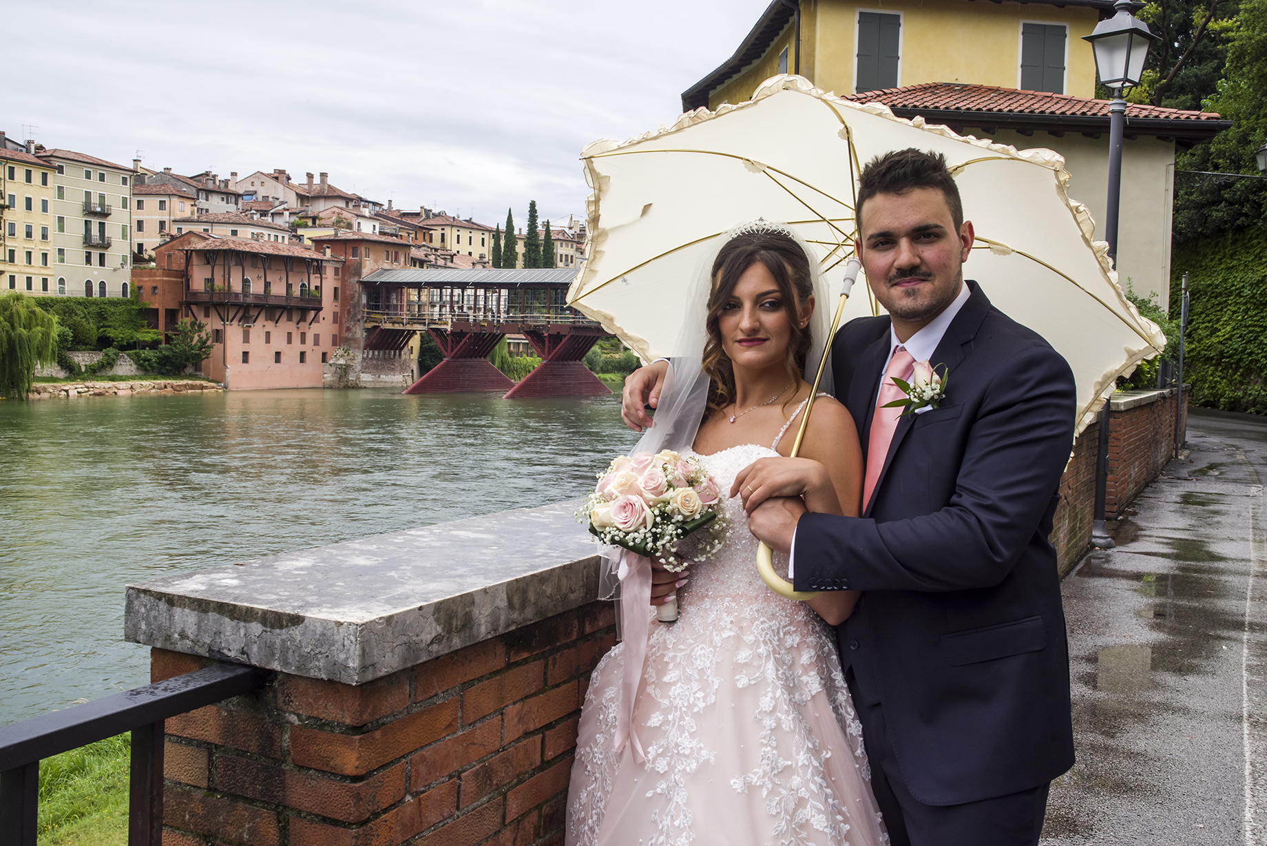 FOTOGRAFO MATRIMONIO, FOTOGRAFO DI MATRIMONI VICENZA, FOTOGRAFO MATRIMONIO VENETO, FOTOGRAFO MATRIMONIO BASSANO DEL GRAPPA, FOTOGRAFO MATRIMONIO PROVINCIA DI VICENZA, ALBUM SPOSI, SERVIZIO MATRIMONIALE, SPOSO, SPOSA, SPOSARSI, SPOSARSI A VICENZA.
FOTOGRAFO MATRIMONI PADOVA, FOTOGRAFO MATRIMONI TREVISO, FOTOGRAFO MATRIMONI VENEZIA, FOTOGRAFO COMUNE DI.
MATRIMONIO GIUSEPPE E ROSSELLA SAN GIUSEPPE DI CASSOLA IN PROVINCIA DI VICENZA.