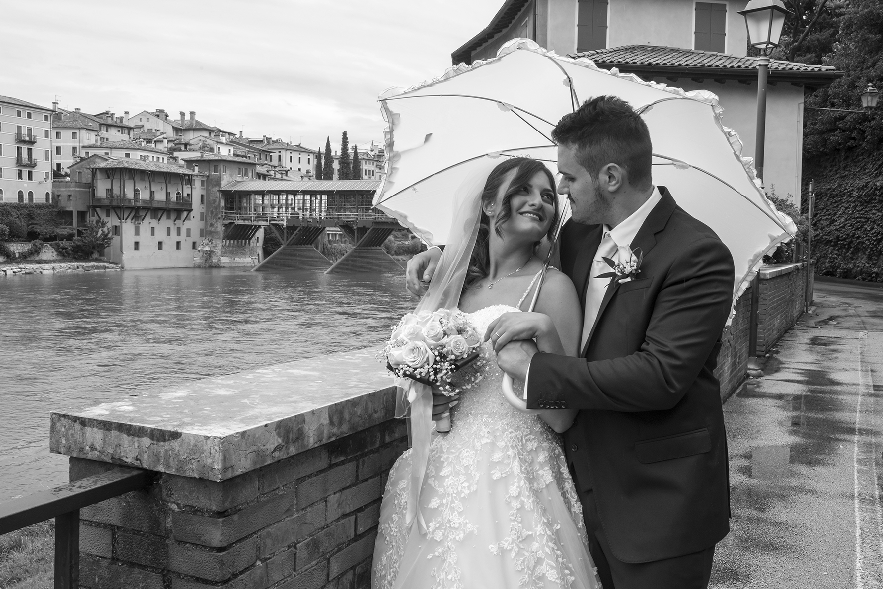 FOTOGRAFO MATRIMONIO, FOTOGRAFO DI MATRIMONI VICENZA, FOTOGRAFO MATRIMONIO VENETO, FOTOGRAFO MATRIMONIO BASSANO DEL GRAPPA, FOTOGRAFO MATRIMONIO PROVINCIA DI VICENZA, ALBUM SPOSI, SERVIZIO MATRIMONIALE, SPOSO, SPOSA, SPOSARSI, SPOSARSI A VICENZA.
FOTOGRAFO MATRIMONI PADOVA, FOTOGRAFO MATRIMONI TREVISO, FOTOGRAFO MATRIMONI VENEZIA, FOTOGRAFO COMUNE DI.
MATRIMONIO GIUSEPPE E ROSSELLA SAN GIUSEPPE DI CASSOLA IN PROVINCIA DI VICENZA.