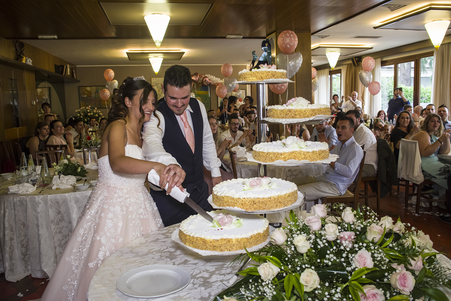 FOTOGRAFO MATRIMONIO, FOTOGRAFO DI MATRIMONI VICENZA, FOTOGRAFO MATRIMONIO VENETO, FOTOGRAFO MATRIMONIO BASSANO DEL GRAPPA, FOTOGRAFO MATRIMONIO PROVINCIA DI VICENZA, ALBUM SPOSI, SERVIZIO MATRIMONIALE, SPOSO, SPOSA, SPOSARSI, SPOSARSI A VICENZA.
FOTOGRAFO MATRIMONI PADOVA, FOTOGRAFO MATRIMONI TREVISO, FOTOGRAFO MATRIMONI VENEZIA, FOTOGRAFO COMUNE DI.
MATRIMONIO GIUSEPPE E ROSSELLA SAN GIUSEPPE DI CASSOLA IN PROVINCIA DI VICENZA.