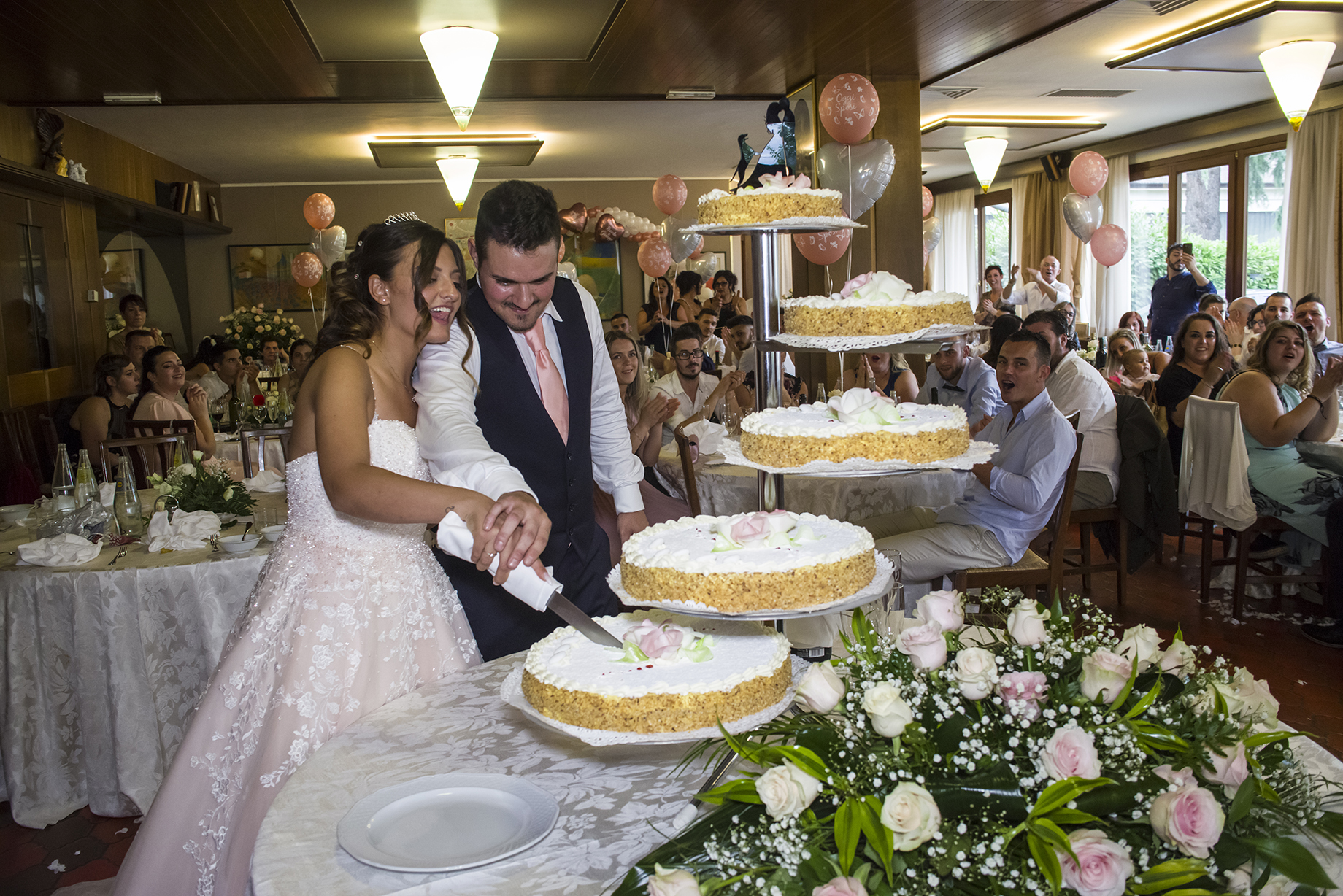 FOTOGRAFO MATRIMONIO, FOTOGRAFO DI MATRIMONI VICENZA, FOTOGRAFO MATRIMONIO VENETO, FOTOGRAFO MATRIMONIO BASSANO DEL GRAPPA, FOTOGRAFO MATRIMONIO PROVINCIA DI VICENZA, ALBUM SPOSI, SERVIZIO MATRIMONIALE, SPOSO, SPOSA, SPOSARSI, SPOSARSI A VICENZA.
FOTOGRAFO MATRIMONI PADOVA, FOTOGRAFO MATRIMONI TREVISO, FOTOGRAFO MATRIMONI VENEZIA, FOTOGRAFO COMUNE DI.
MATRIMONIO GIUSEPPE E ROSSELLA SAN GIUSEPPE DI CASSOLA IN PROVINCIA DI VICENZA.