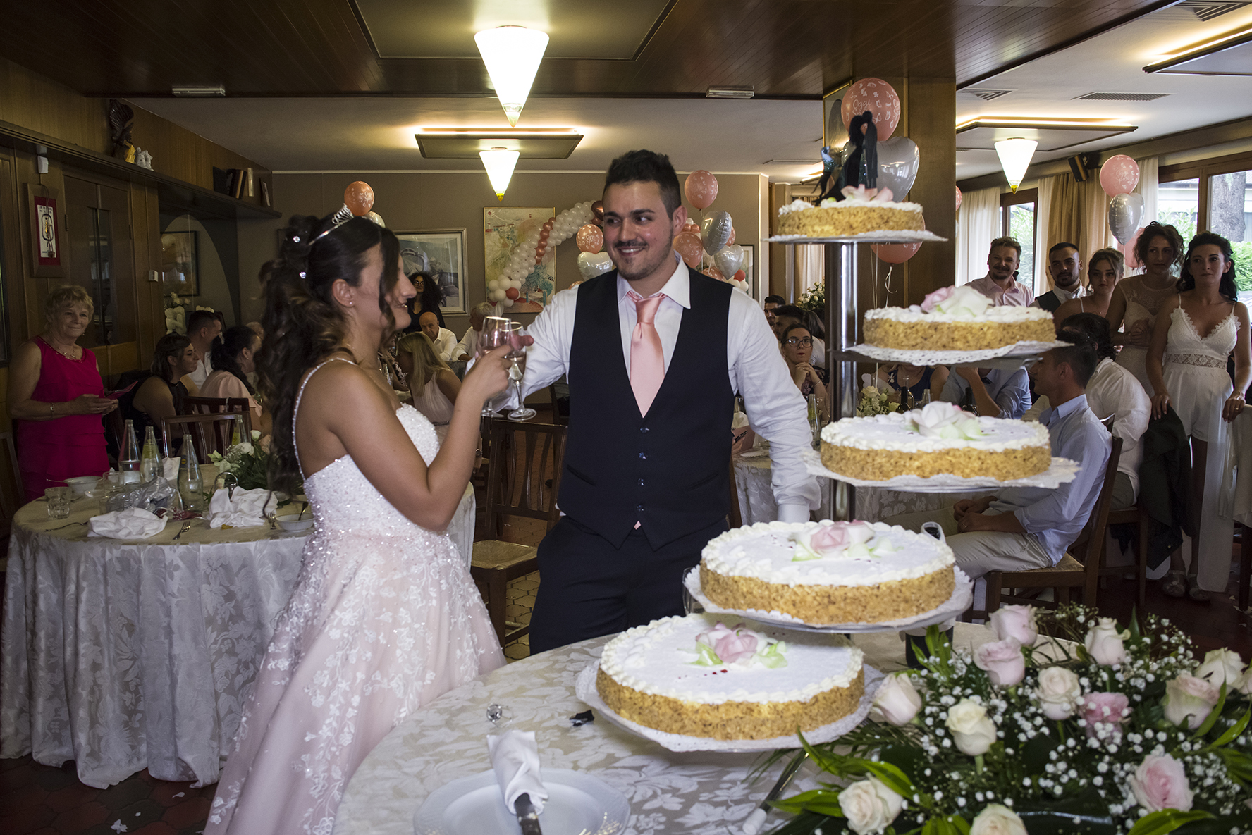 FOTOGRAFO MATRIMONIO, FOTOGRAFO DI MATRIMONI VICENZA, FOTOGRAFO MATRIMONIO VENETO, FOTOGRAFO MATRIMONIO BASSANO DEL GRAPPA, FOTOGRAFO MATRIMONIO PROVINCIA DI VICENZA, ALBUM SPOSI, SERVIZIO MATRIMONIALE, SPOSO, SPOSA, SPOSARSI, SPOSARSI A VICENZA.
FOTOGRAFO MATRIMONI PADOVA, FOTOGRAFO MATRIMONI TREVISO, FOTOGRAFO MATRIMONI VENEZIA, FOTOGRAFO COMUNE DI.
MATRIMONIO GIUSEPPE E ROSSELLA SAN GIUSEPPE DI CASSOLA IN PROVINCIA DI VICENZA.