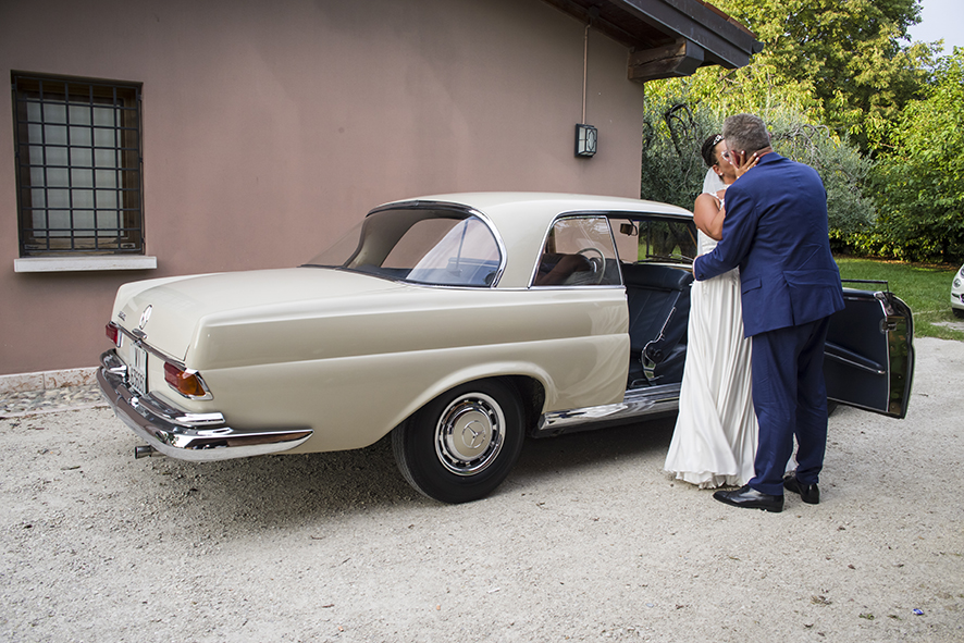 Fotografo sposi, servizio fotografico matrimonio Venezia, sposi a Venezia, studio fotografico Venezia, fotografo per matrimoni in veneto, sposarsi a Venezia, fotografo sposi, fotografo campagnolo simone, album fotografico sposi venezia, il giorno delle nozze, fotografo nozze, servizio fotografico di nozze.